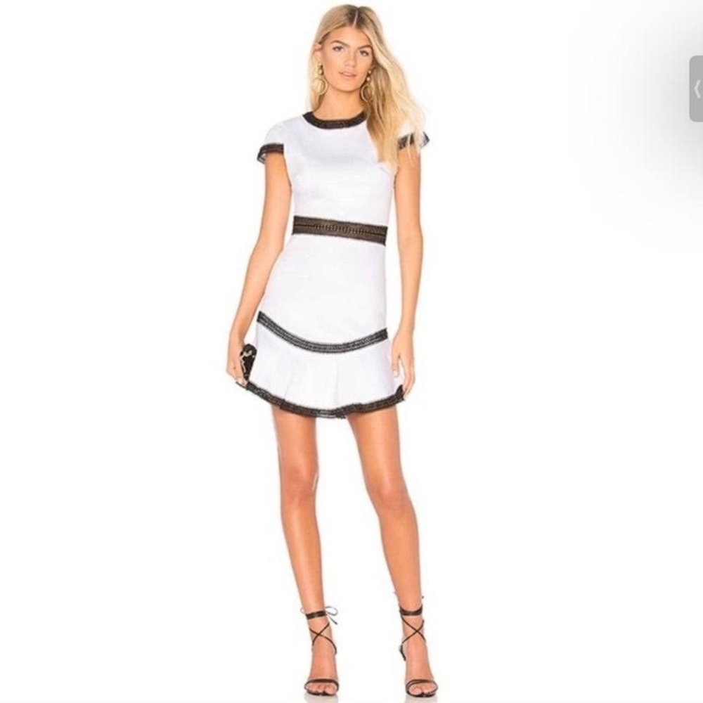Alice + Olivia Rapunzel White Dress NWT (Size 8)